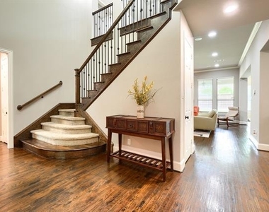 14839 Story Lane - Photo Thumbnail 18