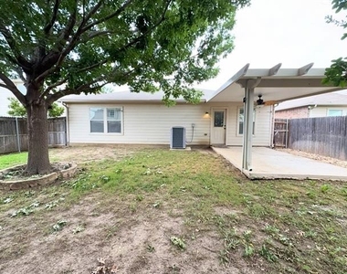 9120 Goldenview Drive - Photo Thumbnail 18