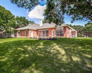 1270 Lakeway Drive - Photo Thumbnail 31