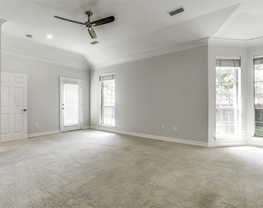 1270 Lakeway Drive - Photo Thumbnail 23
