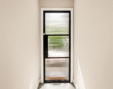 4928 Blaynes Road - Photo Thumbnail 2