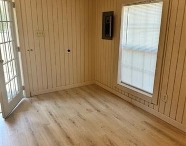 2590 Rock Ridge Road - Photo Thumbnail 7