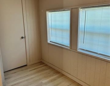 2590 Rock Ridge Road - Photo Thumbnail 18