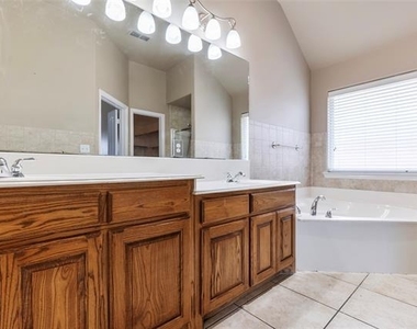 8244 Edgepoint Trail - Photo Thumbnail 15