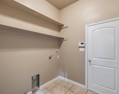 8244 Edgepoint Trail - Photo Thumbnail 22