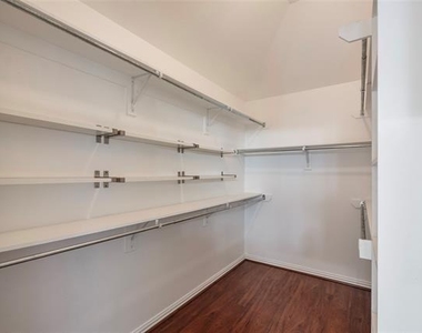 8244 Edgepoint Trail - Photo Thumbnail 17