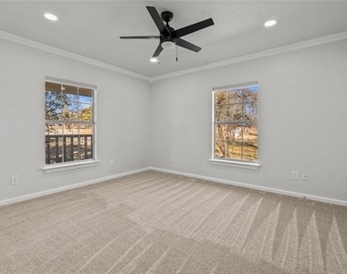 1701 E Lake Drive - Photo Thumbnail 10