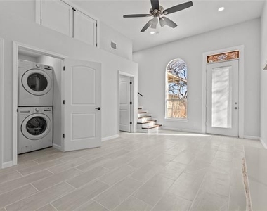 1701 E Lake Drive - Photo Thumbnail 18