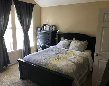 13153 Fencerow Road - Photo Thumbnail 7