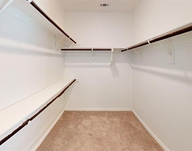 4348 Henderson Avenue - Photo Thumbnail 17