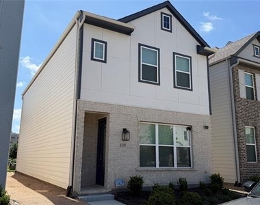4348 Henderson Avenue - Photo Thumbnail 1