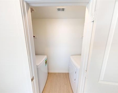 3911 Ontario Way - Photo Thumbnail 21