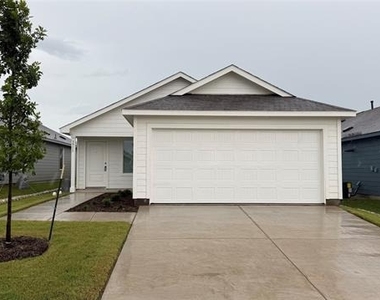 3911 Ontario Way - Photo Thumbnail 1