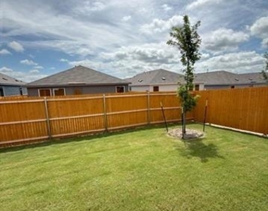 3911 Ontario Way - Photo Thumbnail 25