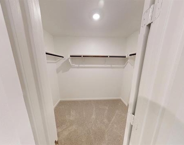 3911 Ontario Way - Photo Thumbnail 16