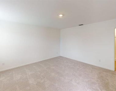 3911 Ontario Way - Photo Thumbnail 12