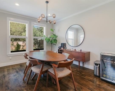 1975 Angelina Drive - Photo Thumbnail 11