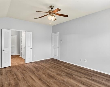 3814 Spring Run Lane - Photo Thumbnail 18
