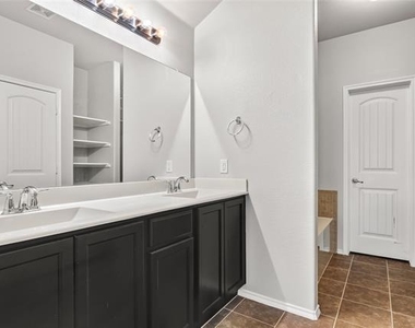 3814 Spring Run Lane - Photo Thumbnail 19