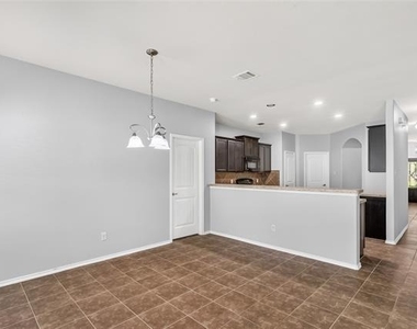 3814 Spring Run Lane - Photo Thumbnail 15