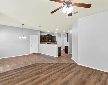 3814 Spring Run Lane - Photo Thumbnail 13