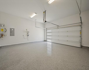 4717 Sandburg Street - Photo Thumbnail 36