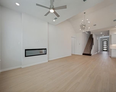 4717 Sandburg Street - Photo Thumbnail 1