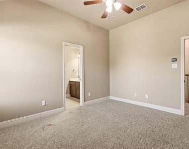 627 Seymour Drive - Photo Thumbnail 32
