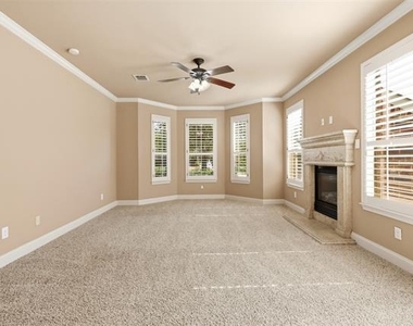 627 Seymour Drive - Photo Thumbnail 8