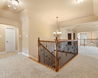 627 Seymour Drive - Photo Thumbnail 24