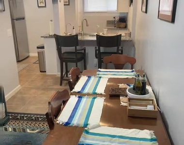 461 W Holmes Avenue - Photo Thumbnail 6