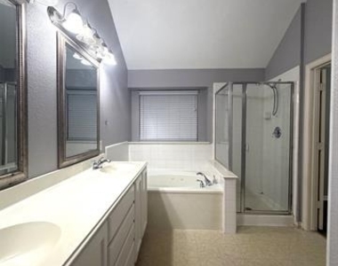 3308 Marymount Drive - Photo Thumbnail 18