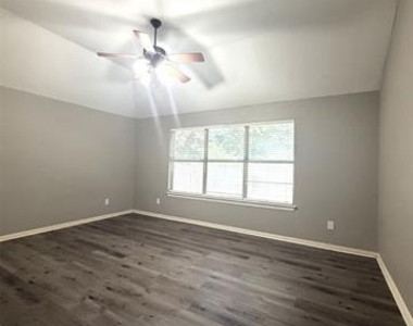 3308 Marymount Drive - Photo Thumbnail 17