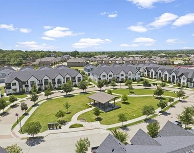 7688 Resting Mews - Photo Thumbnail 27