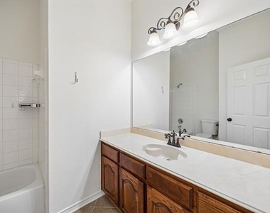 2201 Cantura Drive - Photo Thumbnail 10