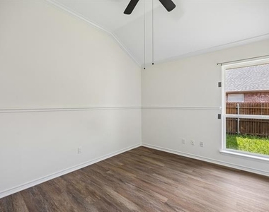 2201 Cantura Drive - Photo Thumbnail 12