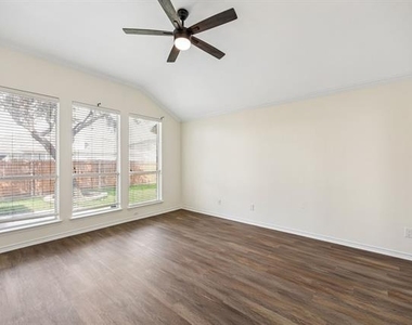 2201 Cantura Drive - Photo Thumbnail 4