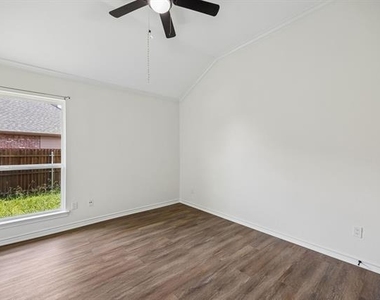 2201 Cantura Drive - Photo Thumbnail 13