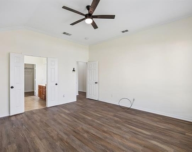 2201 Cantura Drive - Photo Thumbnail 5