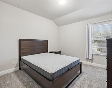 3073 Hamilton Street - Photo Thumbnail 23