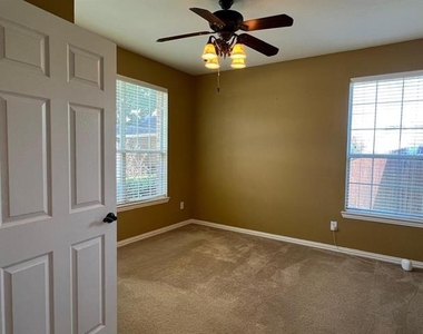 5505 Stone Cliff Court - Photo Thumbnail 17