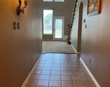 5505 Stone Cliff Court - Photo Thumbnail 2
