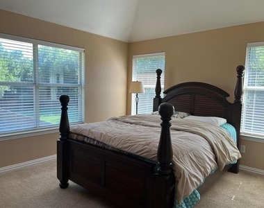 5505 Stone Cliff Court - Photo Thumbnail 26