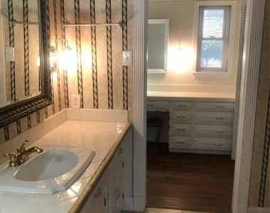 11333 Strait Lane - Photo Thumbnail 16