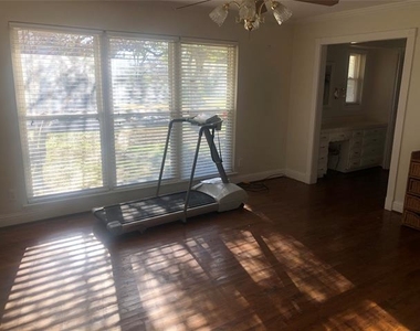 11333 Strait Lane - Photo Thumbnail 13