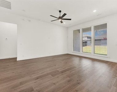 7312 Iris Road - Photo Thumbnail 18