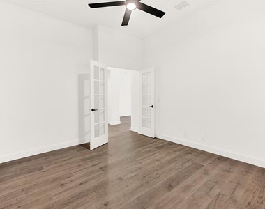 7312 Iris Road - Photo Thumbnail 10