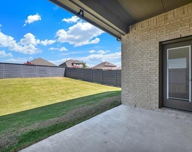 7312 Iris Road - Photo Thumbnail 30