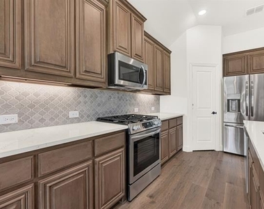 7312 Iris Road - Photo Thumbnail 26