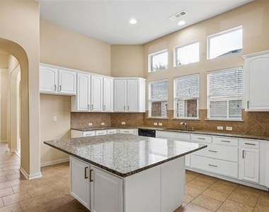 2798 Sparks Drive - Photo Thumbnail 7